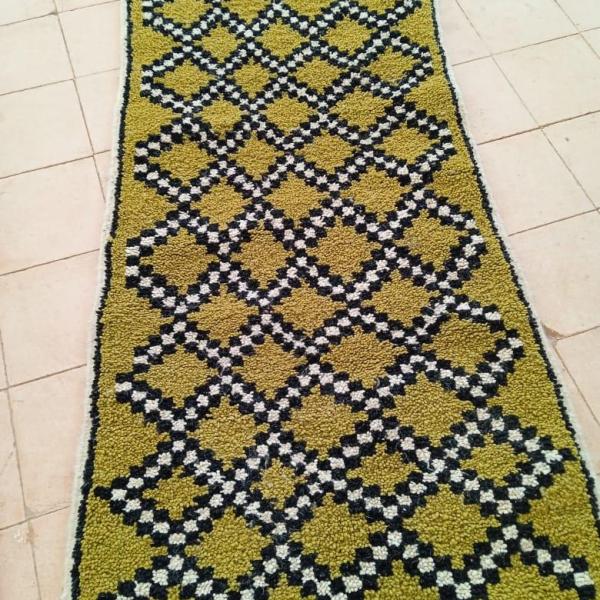 Tapis berbère Beni Ouarain vert olive et noir